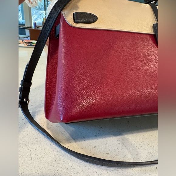 Louis Vuitton lock me Ever MM - Picture 11 of 15